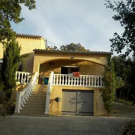 De L'esquirou Дом отдыха *