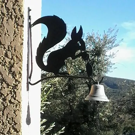 De L'esquirou
